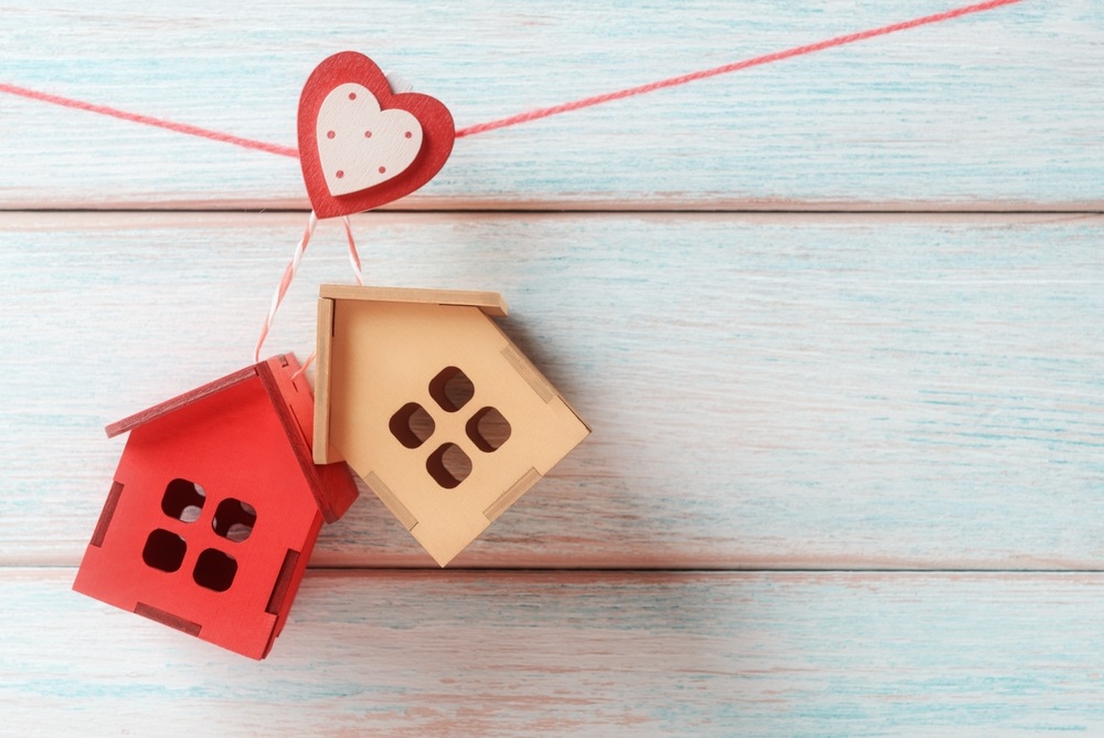7 tips for buying a home with your partner