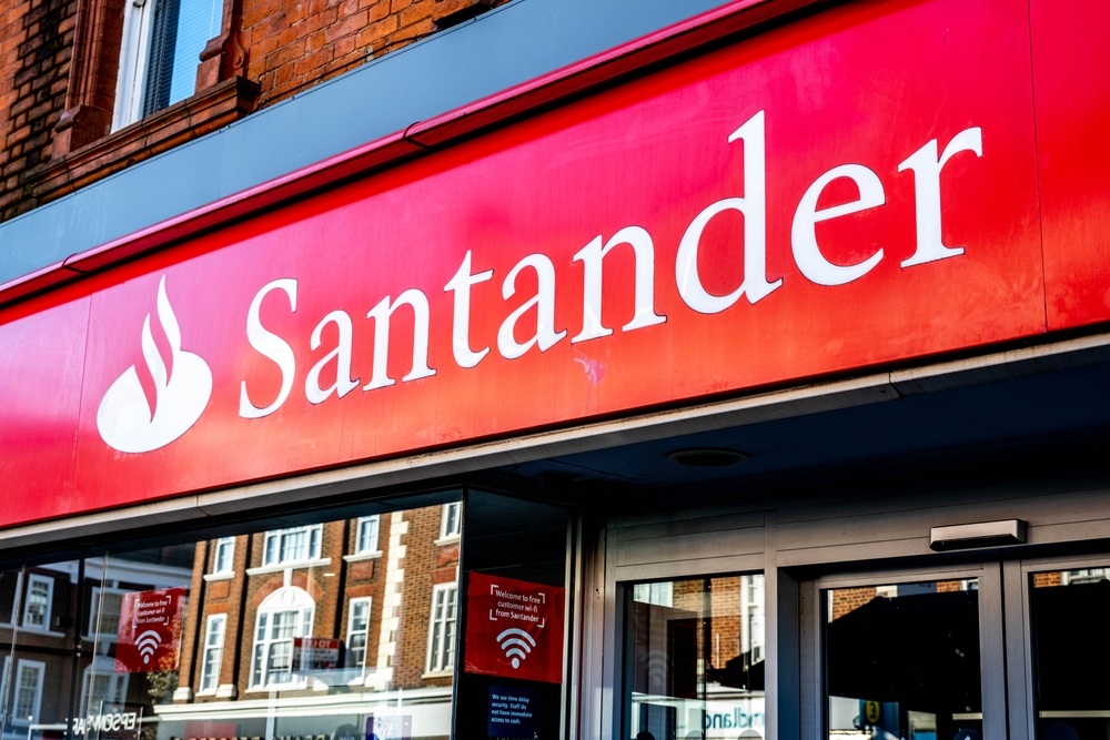 Santander offers 8% on regular savings account