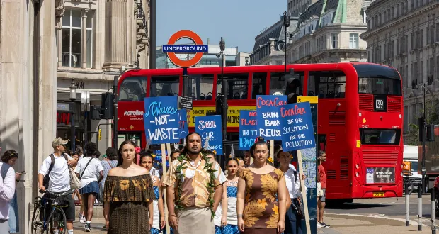 Samoan community leaders and environmentalists protest at CCEP’s London AGM