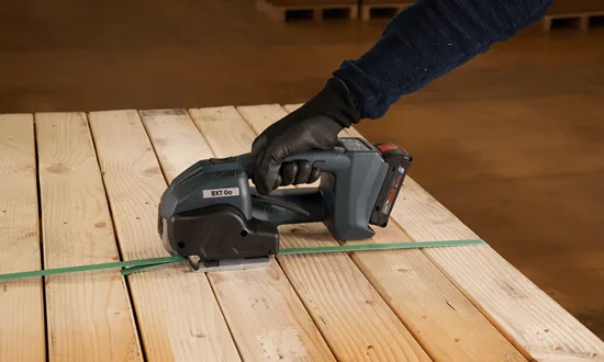 Signode launches battery-powered hand tool for plastic strapping
