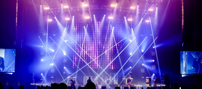 Avolites Expert Pro and Avolites Media Ai drive R&B Superstars Wild