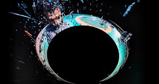 A 360° 12K LED screen puts viewers inside a dance show | AV