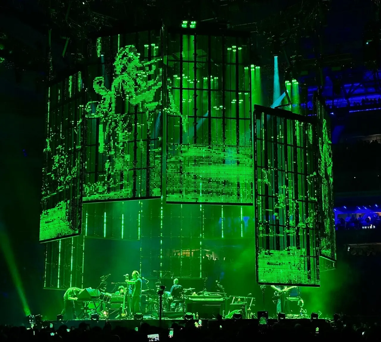 Radiohead 360° concerts set new kinetic winch benchmark | AV Magazine